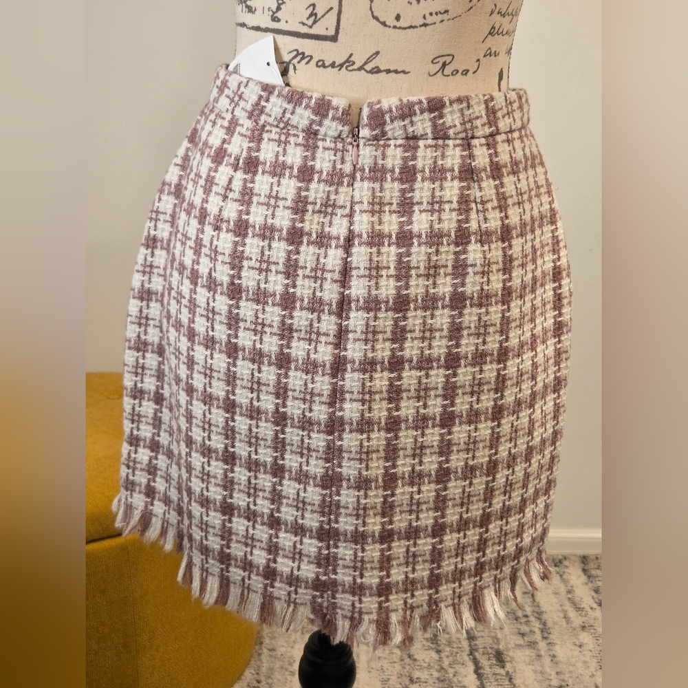 HYFVE Blush/Pink White Plaid Fringe Hem Skirt,Size M. - Picture 6 of 13